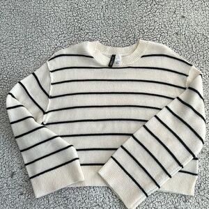 Sweater S striped